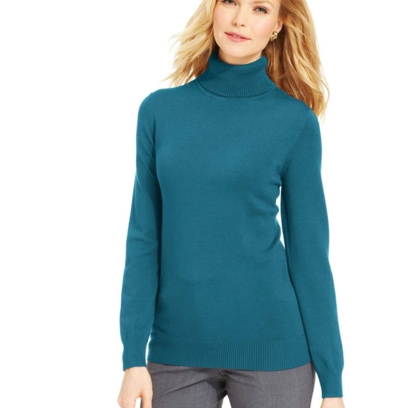 Joseph A Turquoise Turtleneck Sweater 